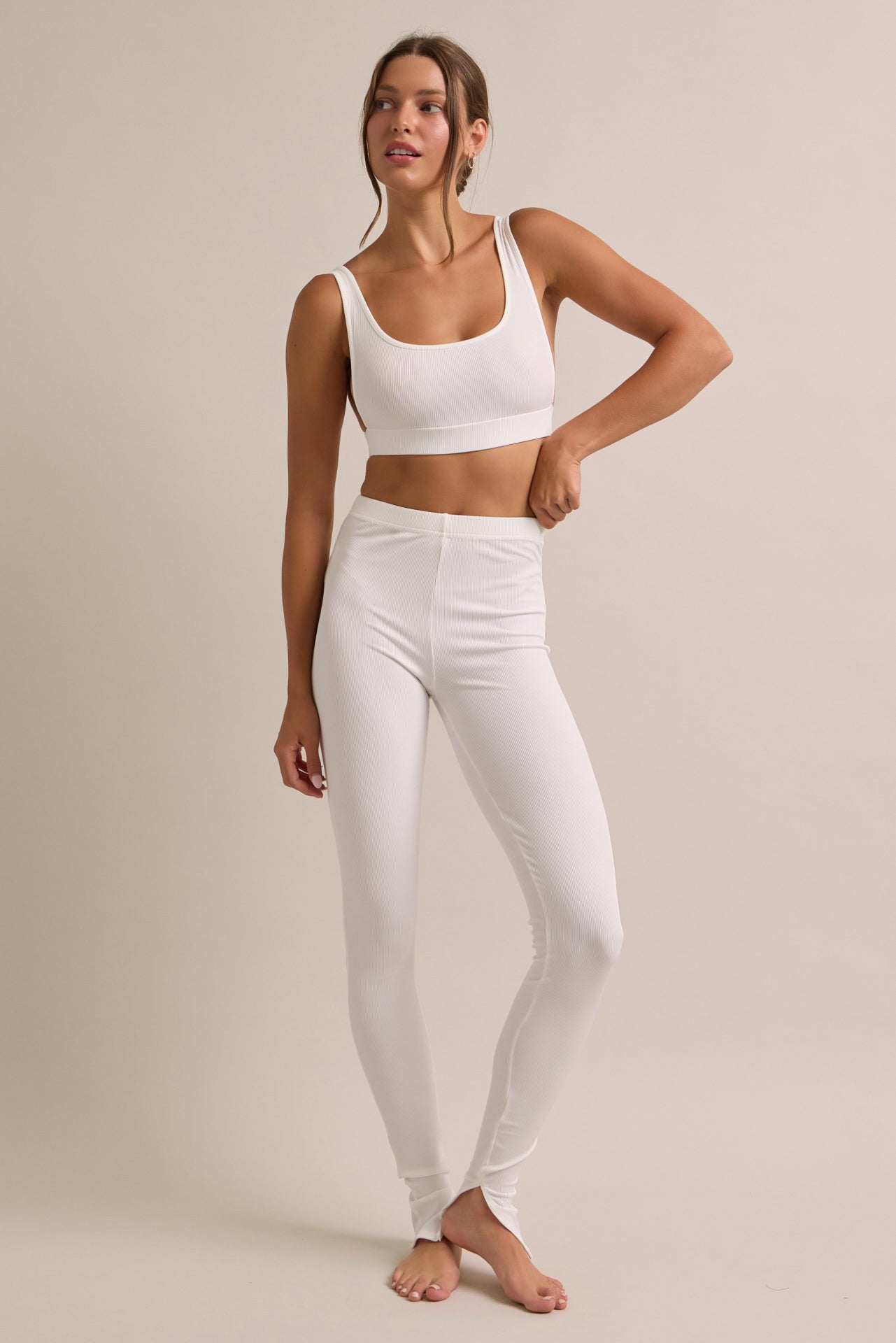 AS160S_WHITE_3_daa372b1-7166-4bf0-baa1-5ec1e417abdb